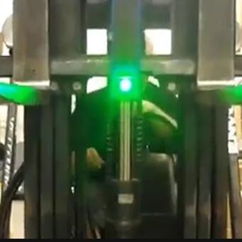 Sistem de aliniere laser pentru stivuitoare - Culoare verde sau roșie
