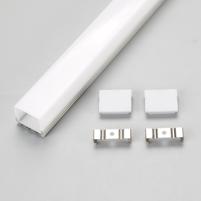 Sistem de canal din aluminiu cu profil de aluminiu cu capac și capace de capăt pentru instalații cu benzi LED