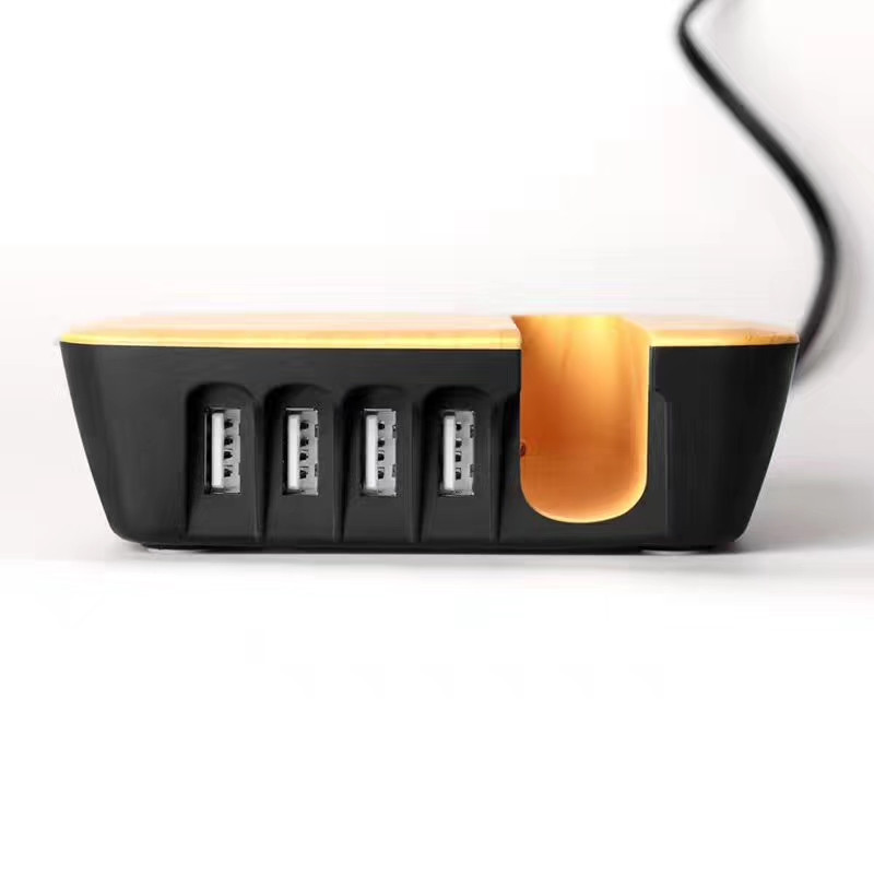 Stația de încărcare cu patru porturi KPS-5401PB și banca de alimentare de 4000 mAh