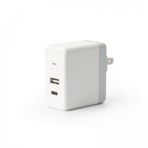 KPS-8406LC Patru porturi USB Adaptor AC (cu cablu detașabil AC)
