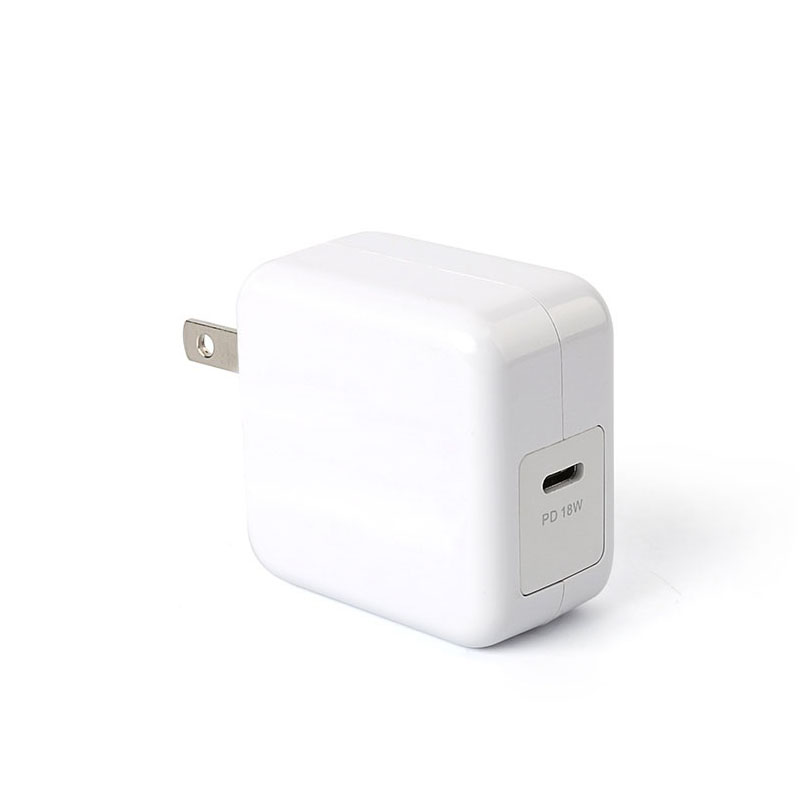 Încărcător de călătorie KPS-8409LC PD 18W