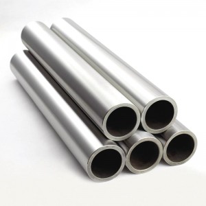 conducta de tub din titan