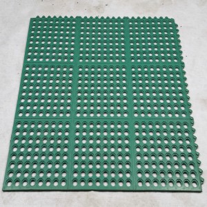 Covoraș de drenaj din cauciuc natural perforat de înaltă calitate pentru punți