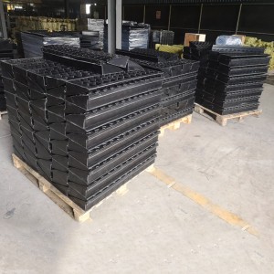 Colț de pantă de cauciuc