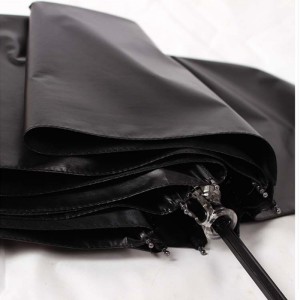 Umbrelă de protecție Uv de 3 ori, tipărită cu un logo personalizat