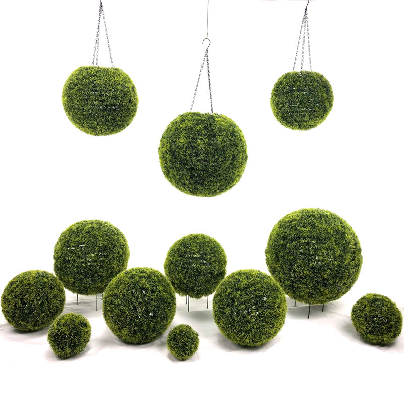Bile din iarbă artificială din lemn de boxwood