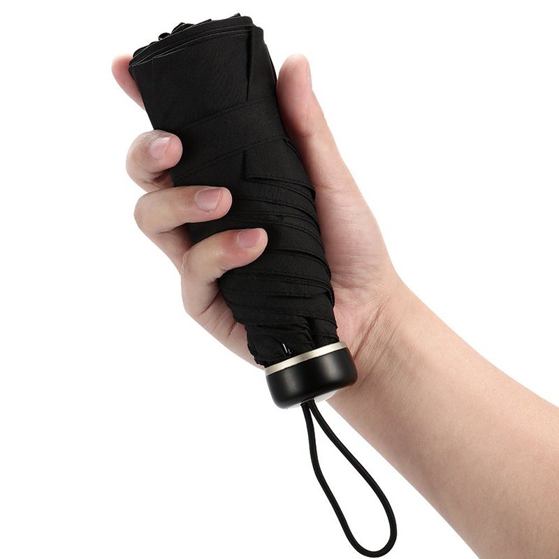 Stofă pongee neagră cadru metalic mâner din plastic manual deschis 5 ori mini umbrelă de buzunar
