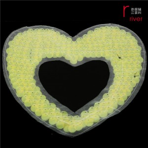 Patch portocaliu în formă de inimă