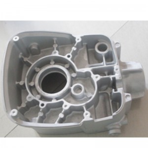 Piese automate de prelucrare a matrițelor din aluminiu