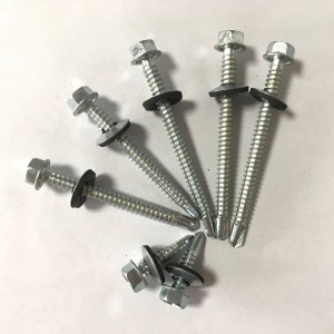 șurub cu auto-găurire