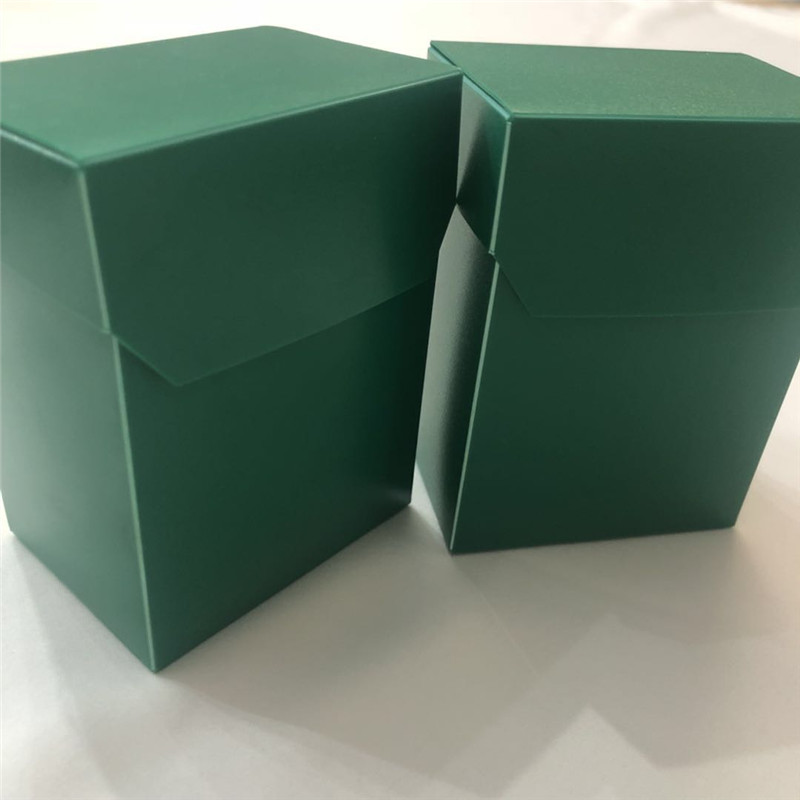 Cutie de punte din plastic verde