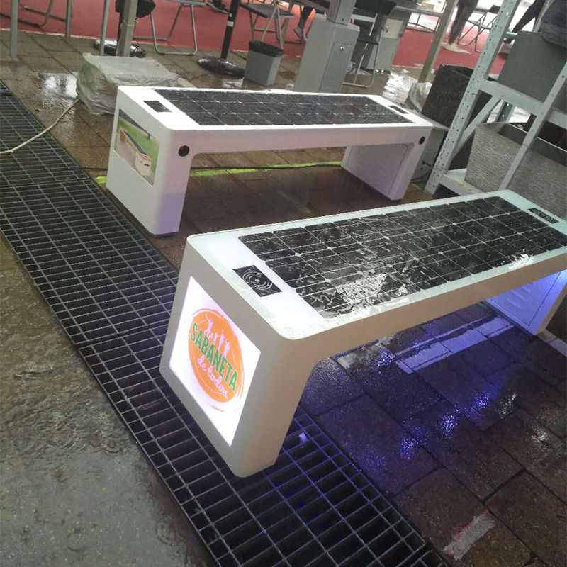 Panou solar alimentat inteligent Banc de publicitate Banc de grădină New Generation Mobilier de stradă