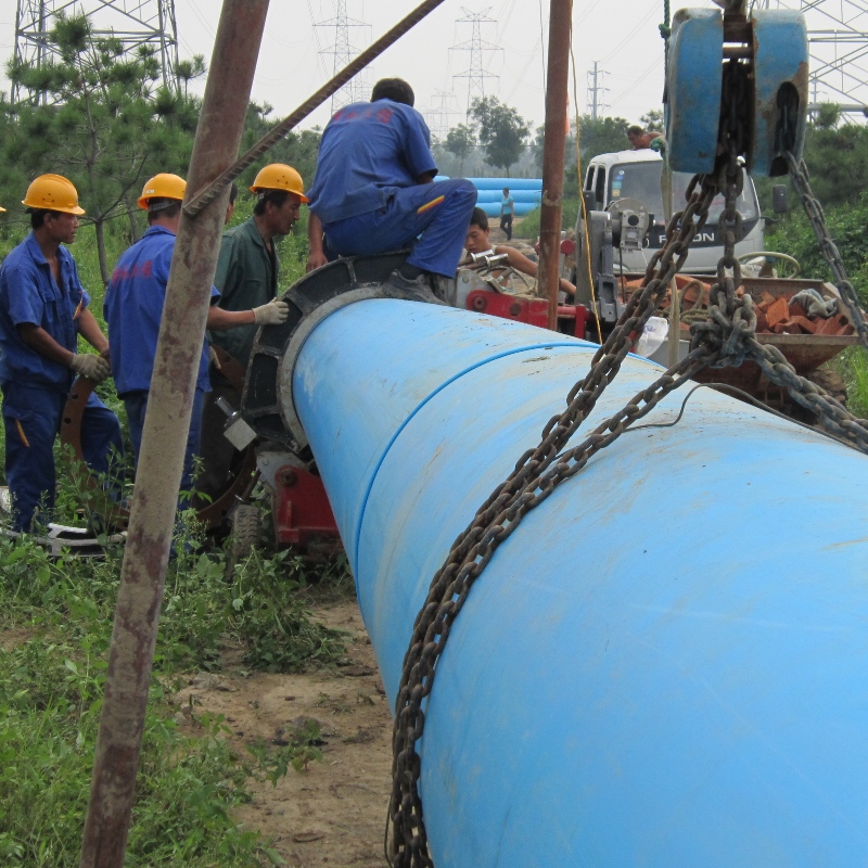 Videoclipul este disponibil pentru conexiunea HDPE Flange Pipe sau Butt fusion