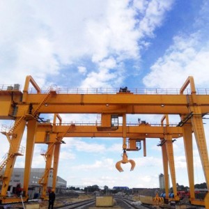 Macara Gantry cu Grab