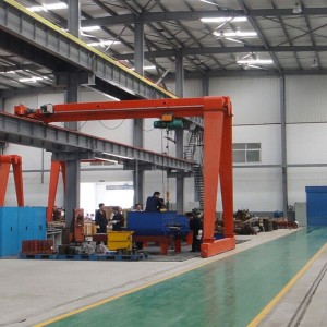 Macara Gantry Semirunghiulară