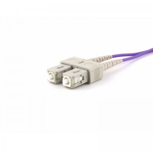 Cablu de fibra optica OM4 Duplex multimod (50/125) - LC până la SC