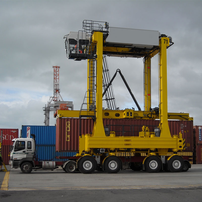 Macara Gantry Straddle Carrier