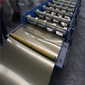 PE / PVDF Folie de acoperiș din aluminiu prefabricată vopsită cu film vopsit / dale pentru acoperiș