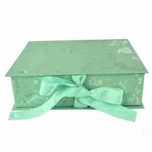 Cutie de cadou de mătase magnetică de culoare albă neagră pliantă personalizată cu arc pentru colier cercei cravată bijuterii cosmetice