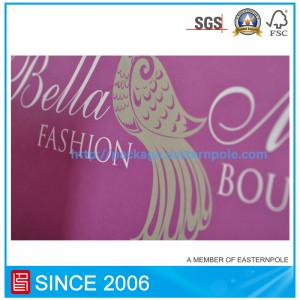 Pungă de hârtie purpurie cu mâner înnodat