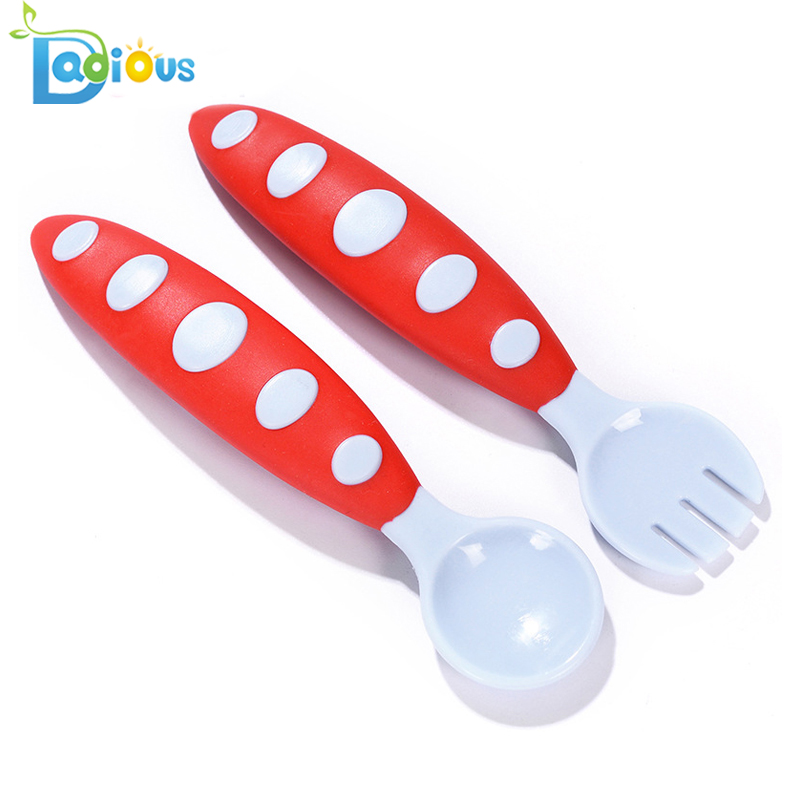 De înaltă calitate, ușor de transportat Vesela pentru bebelusi Linguri de bebelusi Linguri din plastic din plastic si set de furculita pentru mese