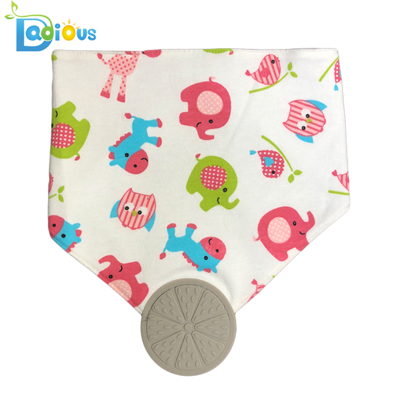 Cel mai nou design BPA Gratuit Salbă Bandana Bumbac Teether Bandană Băutură Băiete pentru bebeluși pentru îngroșare și dinți