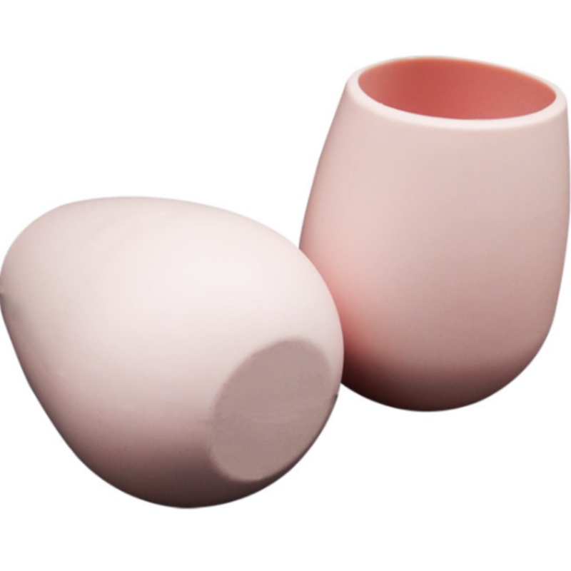 Cupa din silicon