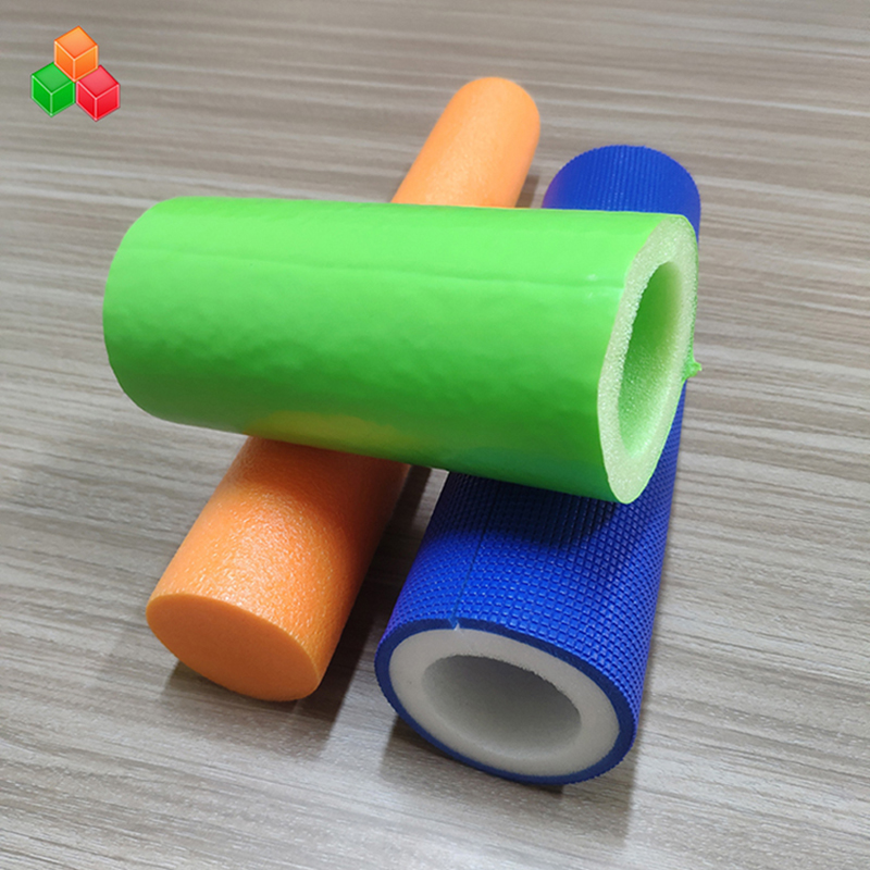 Formă personalizată logo culoare culoare super moale tuburi de spumă scobite PVC EVA EPE tub rotund spumă pentru echipament de joacă / ambalaj interior