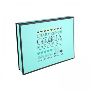 Cutie cadou pentru machiaj și îngrijire a pielii