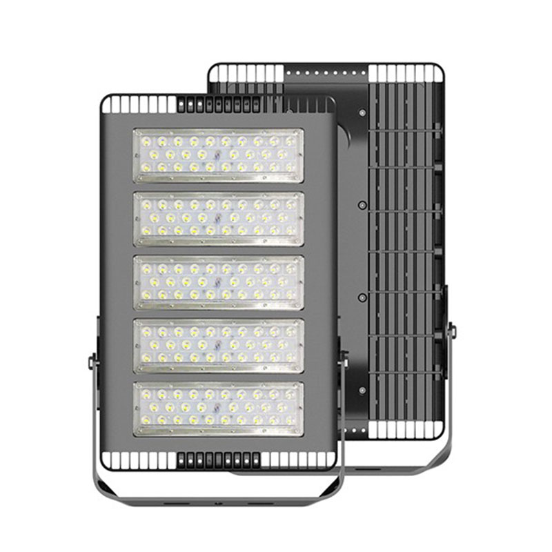 Lumina de inundare a stadiului de 240W