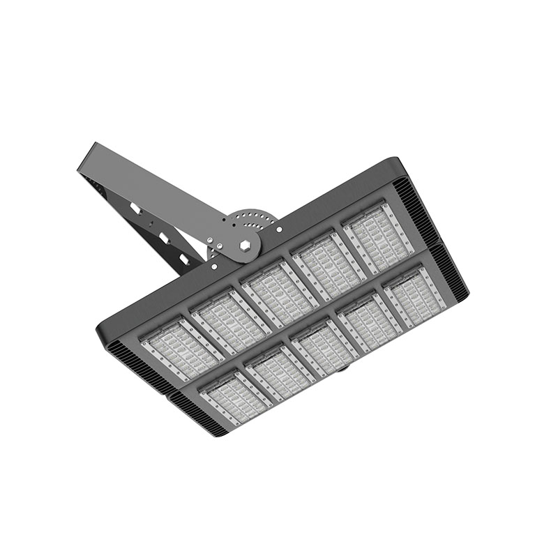 500W: lumina reflectoarelor de pe stadion