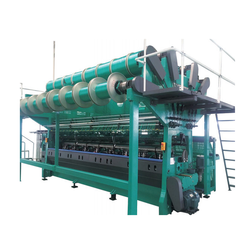 Mașină de tricotat cu urzeală