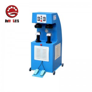 Mașină de presat cu talpa automată