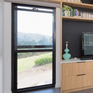 FURTURI HUNG DOUBLE UPVC și aluminiu