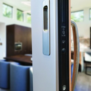 Ușa de ridicare și glisare