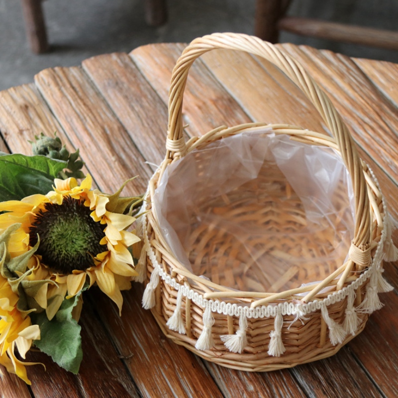 Coș de depozitare realizat manual