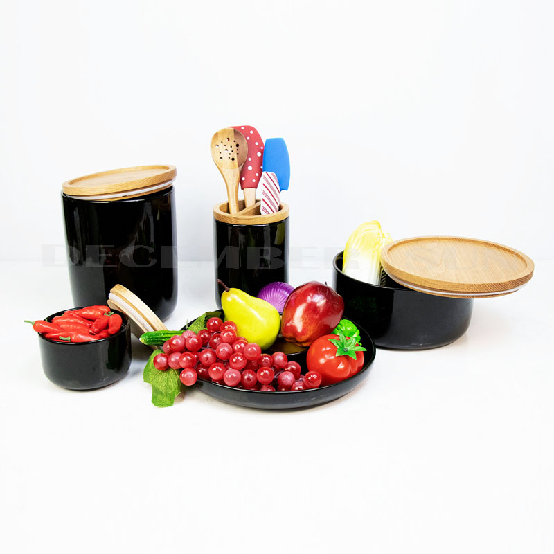 Ceramică neagră cu capac de bucătărie