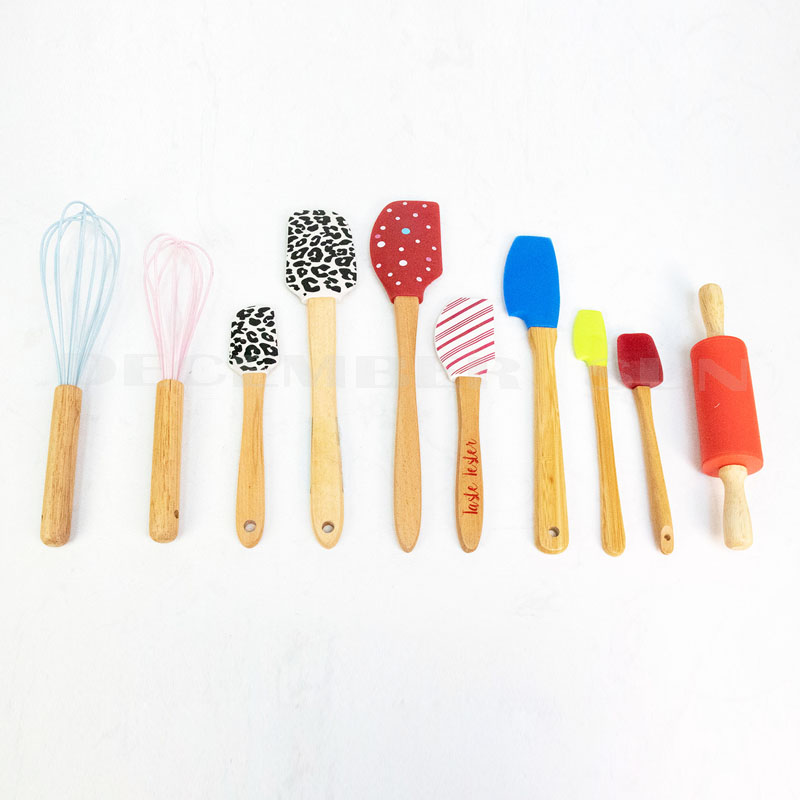 Instrument și suport pentru ustensile de bucătărie ușor de utilizat