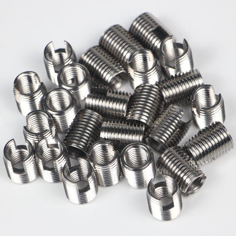 302 000 200.500 302 M20 * 2.5 * 26 * 1.5 * 27L inserții filetate cu filetare automată