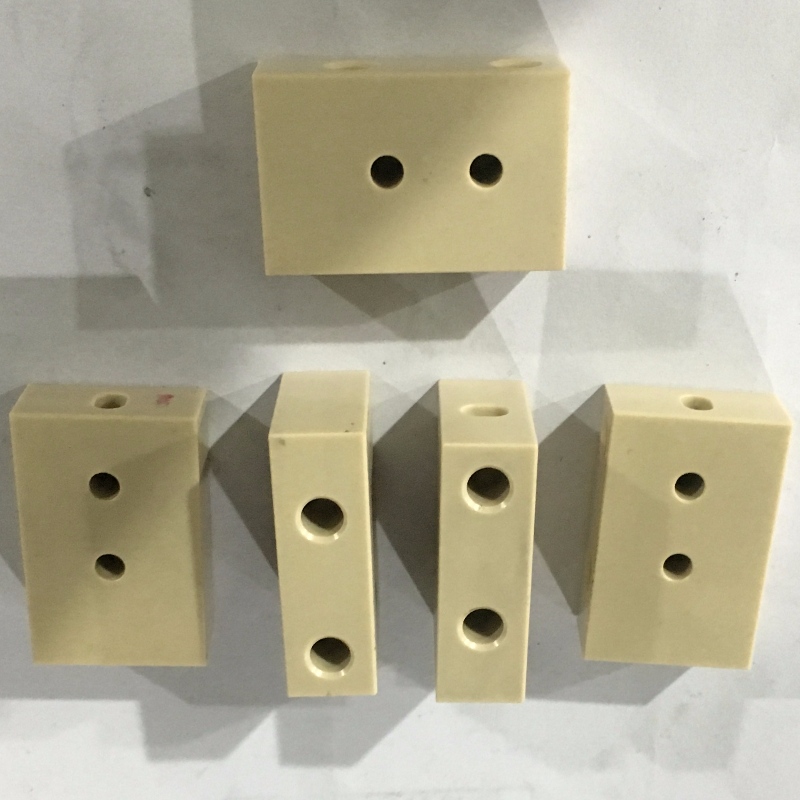 Piesă de frezare CNC / Material peek / parte mică cu toleranță strânsă