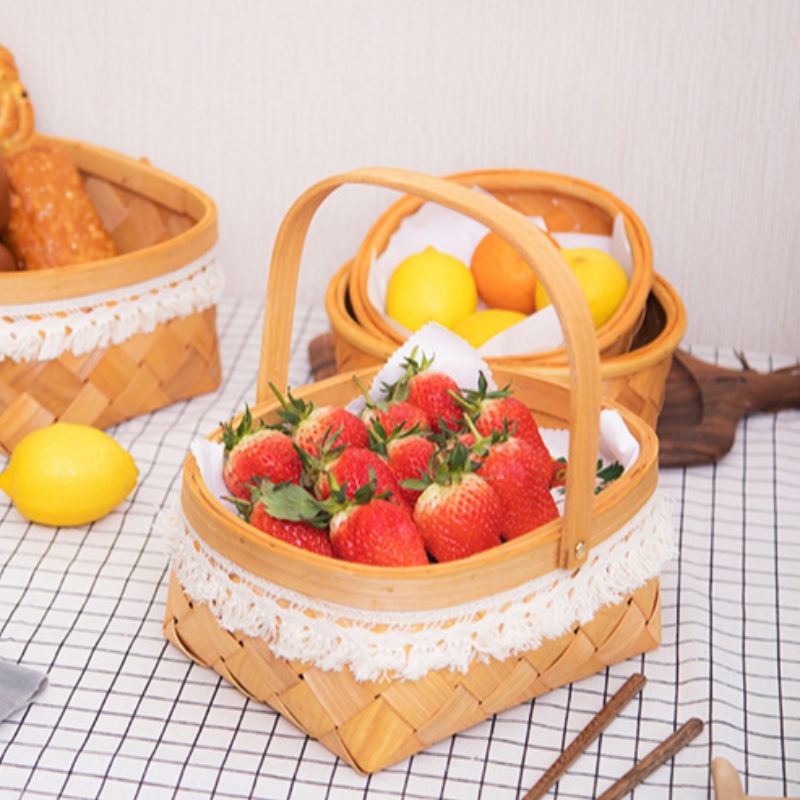 Cos din lemn cu mâner