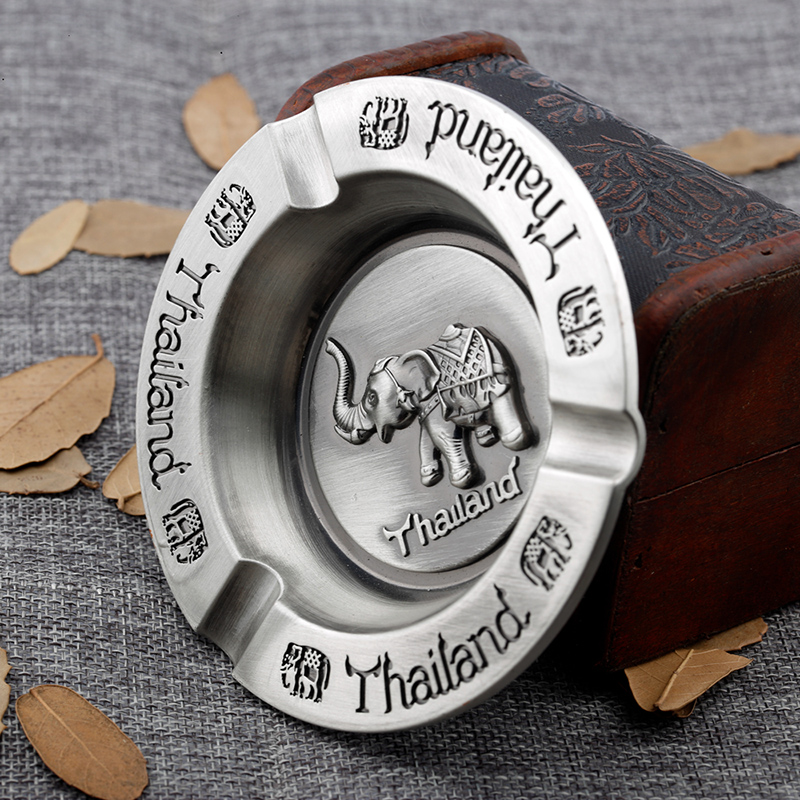 Cadou de suveniruri metalice
