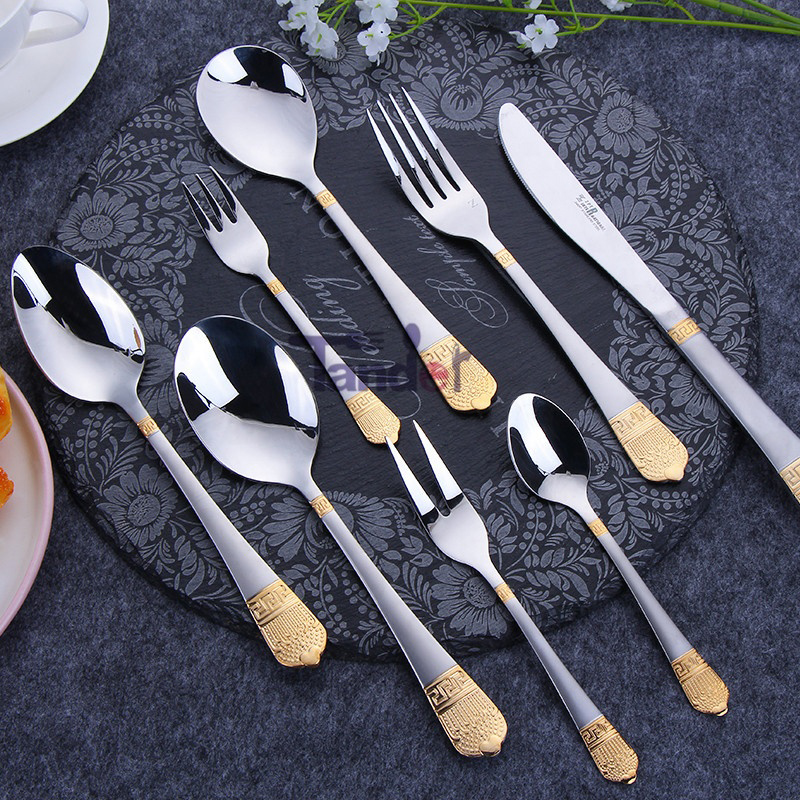 72pcs tacâmuri din oțel inoxidabil din oțel regal placate cu tacâmuri de lux placate cu cutie din lemn