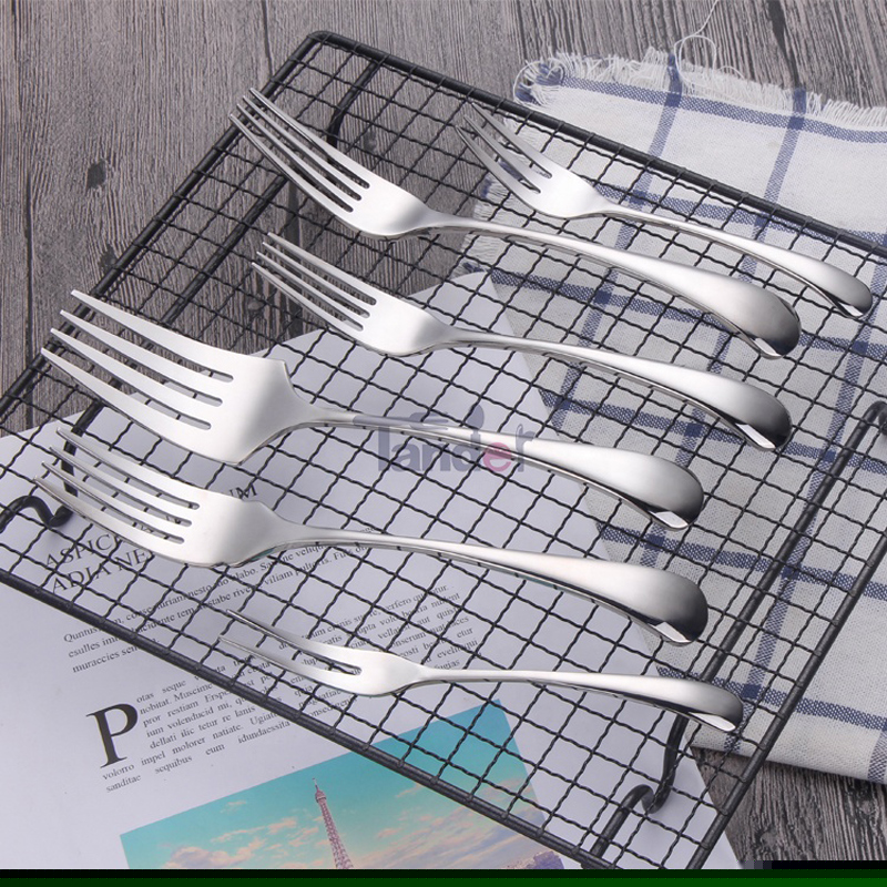 Curved Design Stainless Steel Kitchen Restaurant Party Tableta Cutlery 24PCS Set
