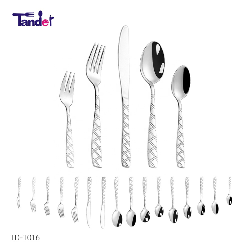 Line model ieftin 16pcs restaurant folosit tacâmuri de hotel