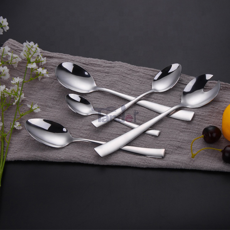Set elegant pentru ținute inox din argint 18/04 depozitare tacâmuri