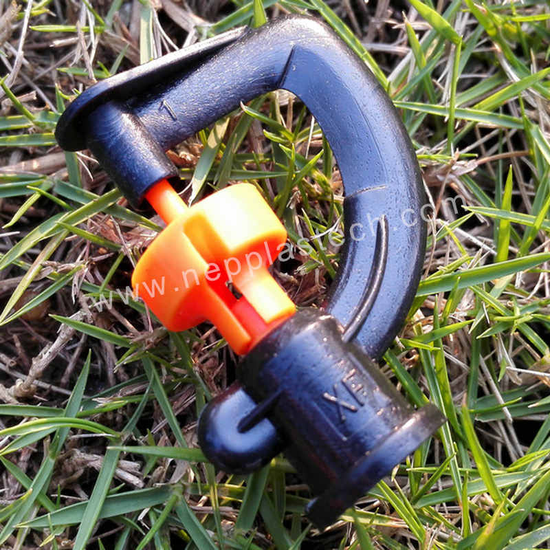 Micro-stropitoare rotative cu sistem automat de irigare a livezii