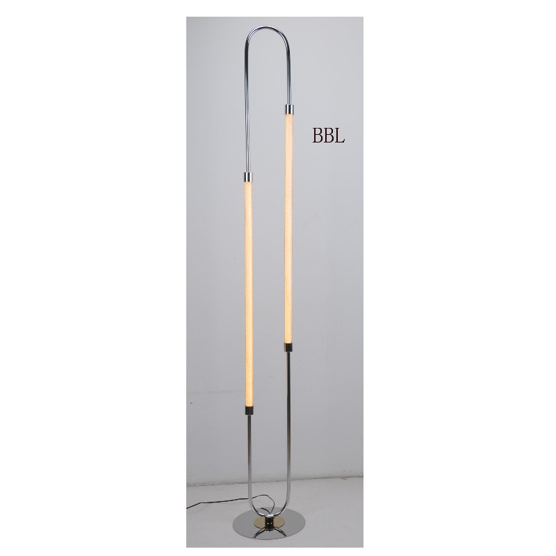 Lampă de podea LED cu corp oval de lamp ă și tub acrilic