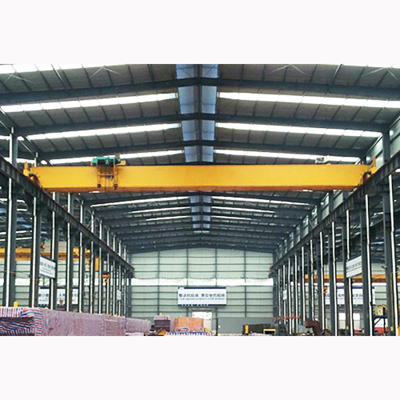 Atelier cu înălțime joasă, LDP, ascensor electric