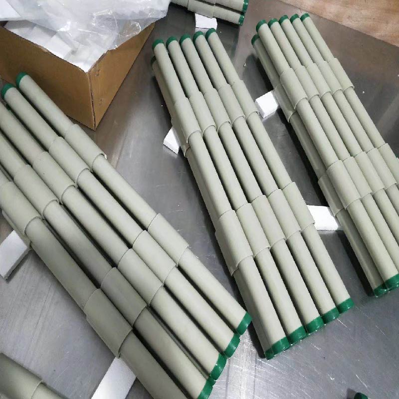 Aplicarea industrială a barei magnetice de înaltă performanță a fabricii de transportoare de baterii plastice de înaltă temperatură